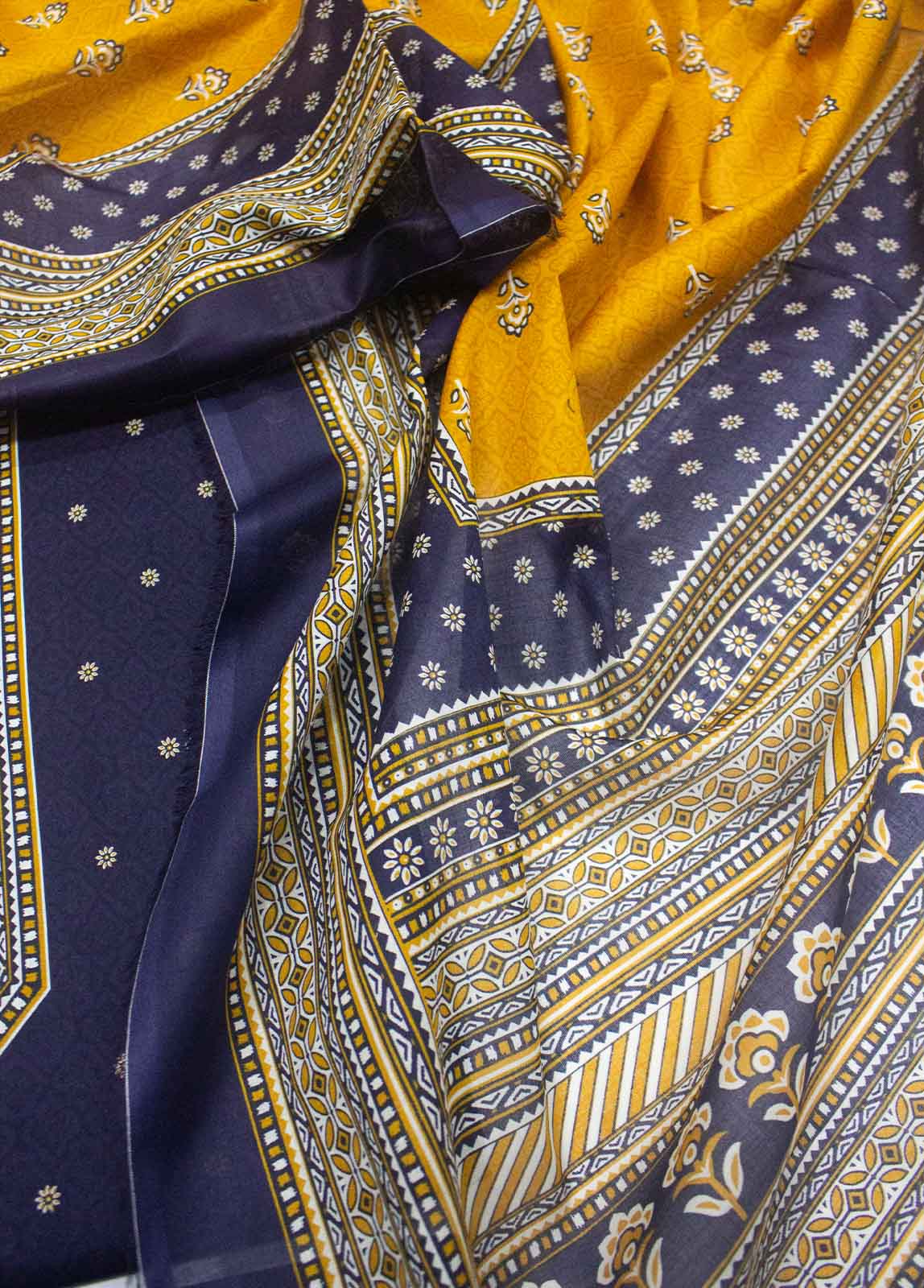 Bin Saeed Fabric - DP-0138- 3 Piece Lawn Printed UnStitched Suit