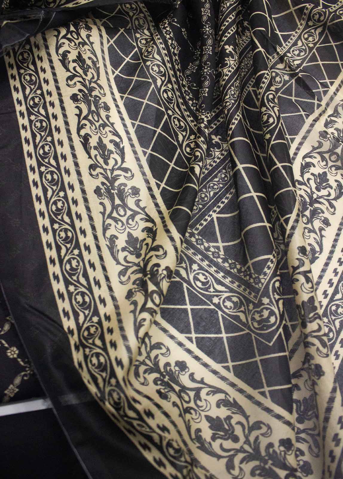DP-0658- 3 Piece Lawn Printed UnStitched Suit
