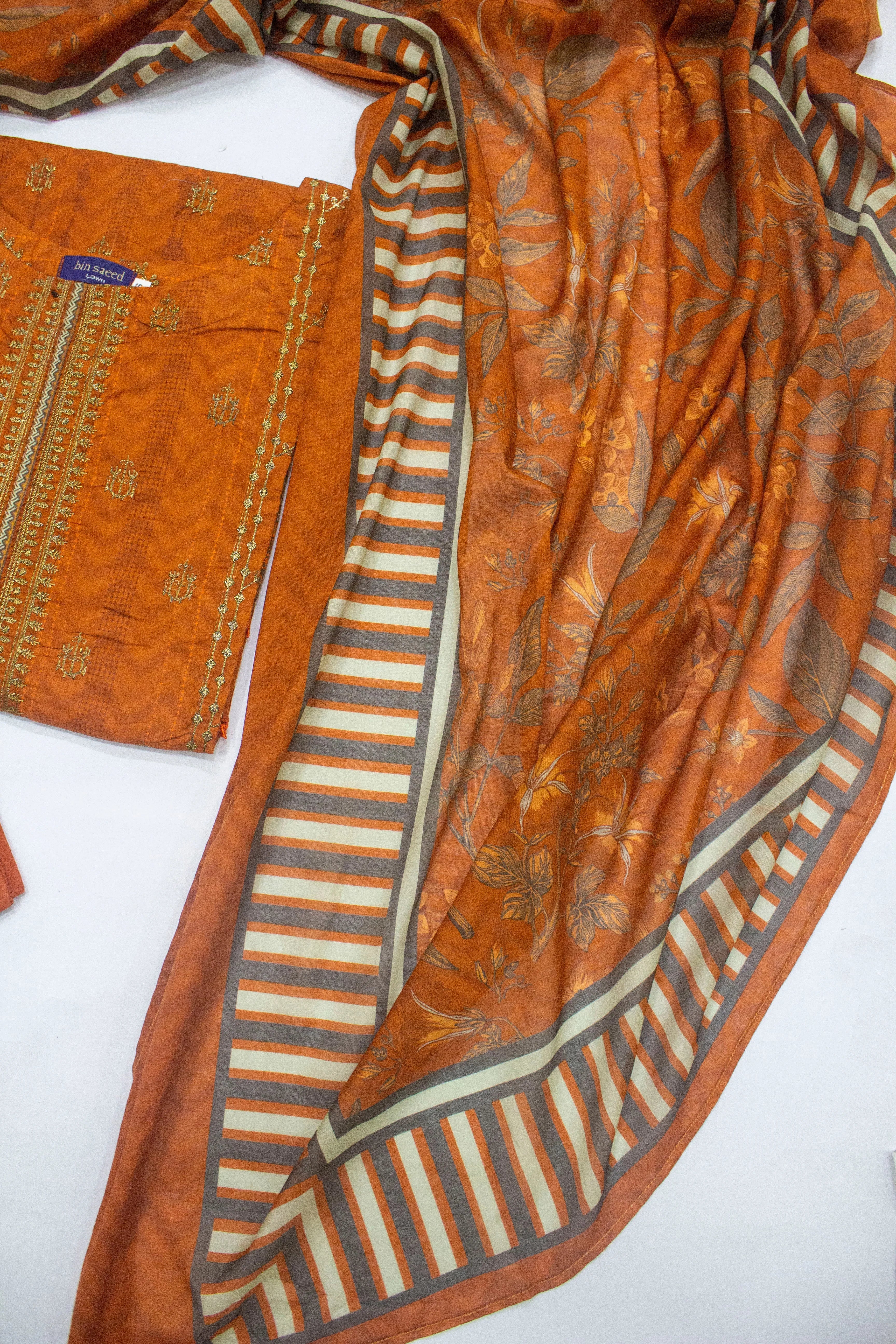 Bin Saeed Fabric - EMB-0231 - 3 Piece Cotton Embroidery Stitched Suit