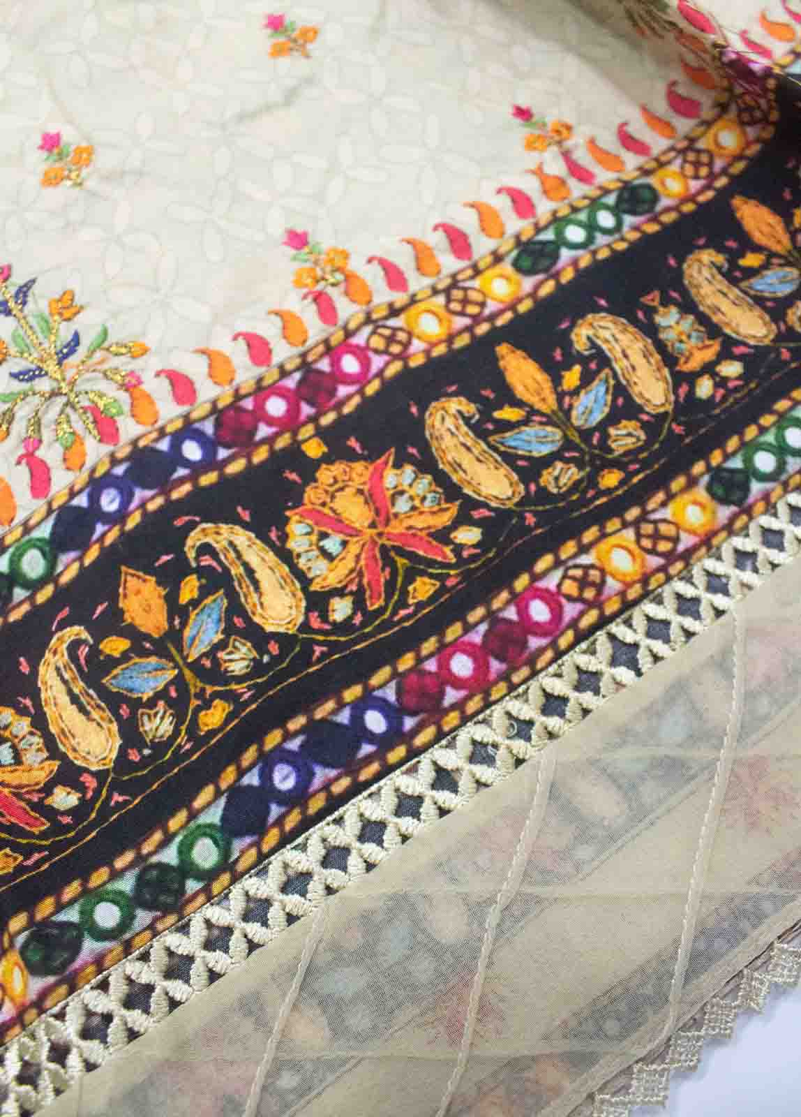 Bin Saeed Fabric - EMB-0418- 3 Piece Embroidered Stitched Suit