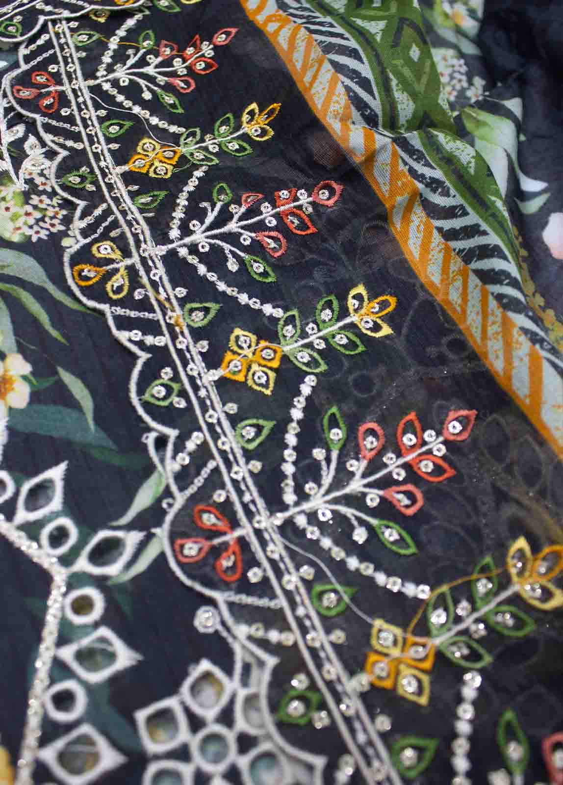 Bin Saeed Fabric - EMBC-0019- 3 Piece Lawn Embroidered UnStitched Suit