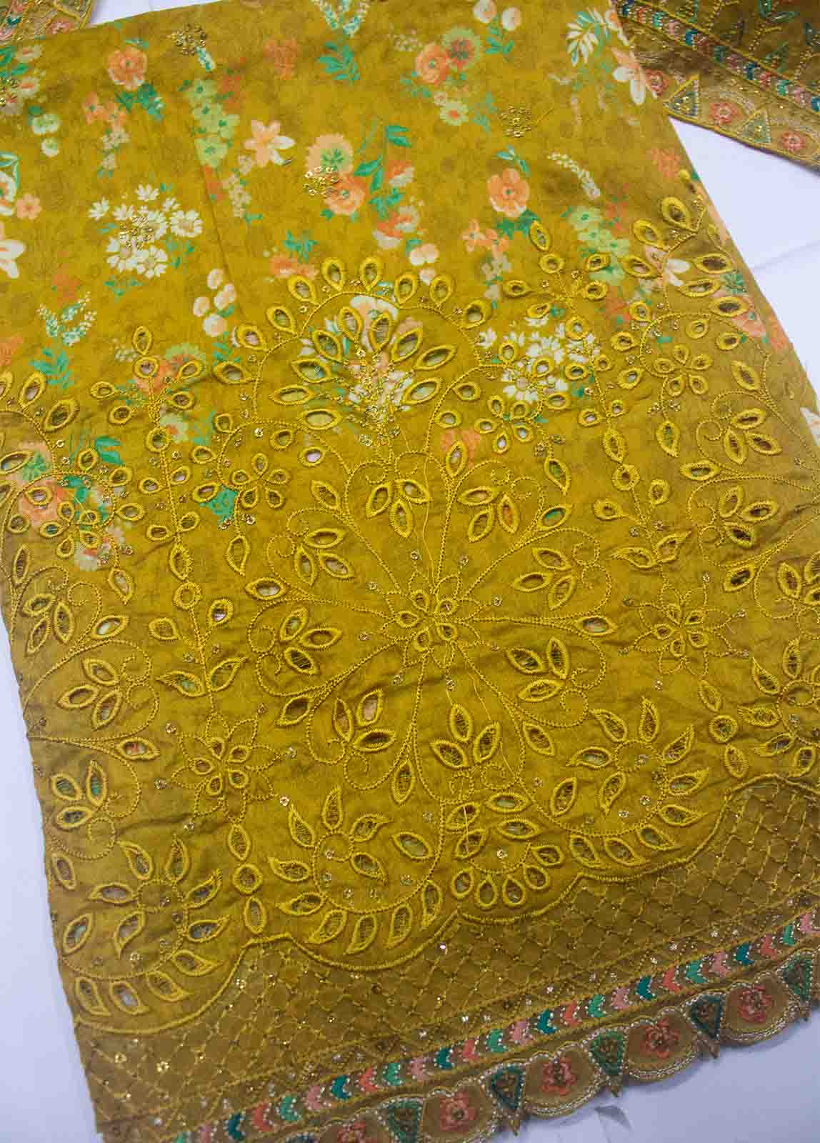 Bin Saeed Fabric - EMBC-0077- 3 Piece Embroidered Cotton UnStitched Suit