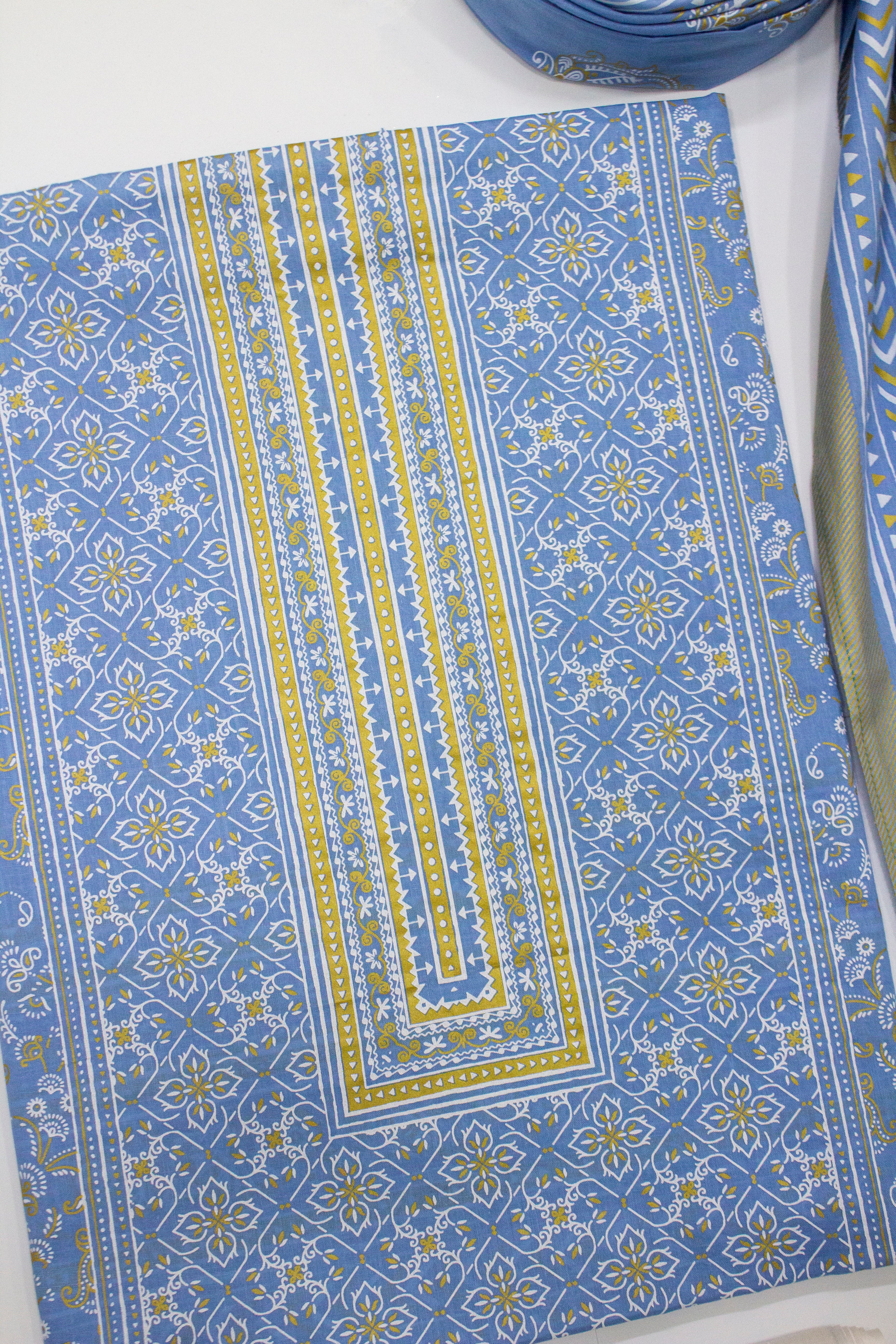 Bin Saeed Fabric - F&F-0100-B-  3 Piece UnStitched Printed Lawn