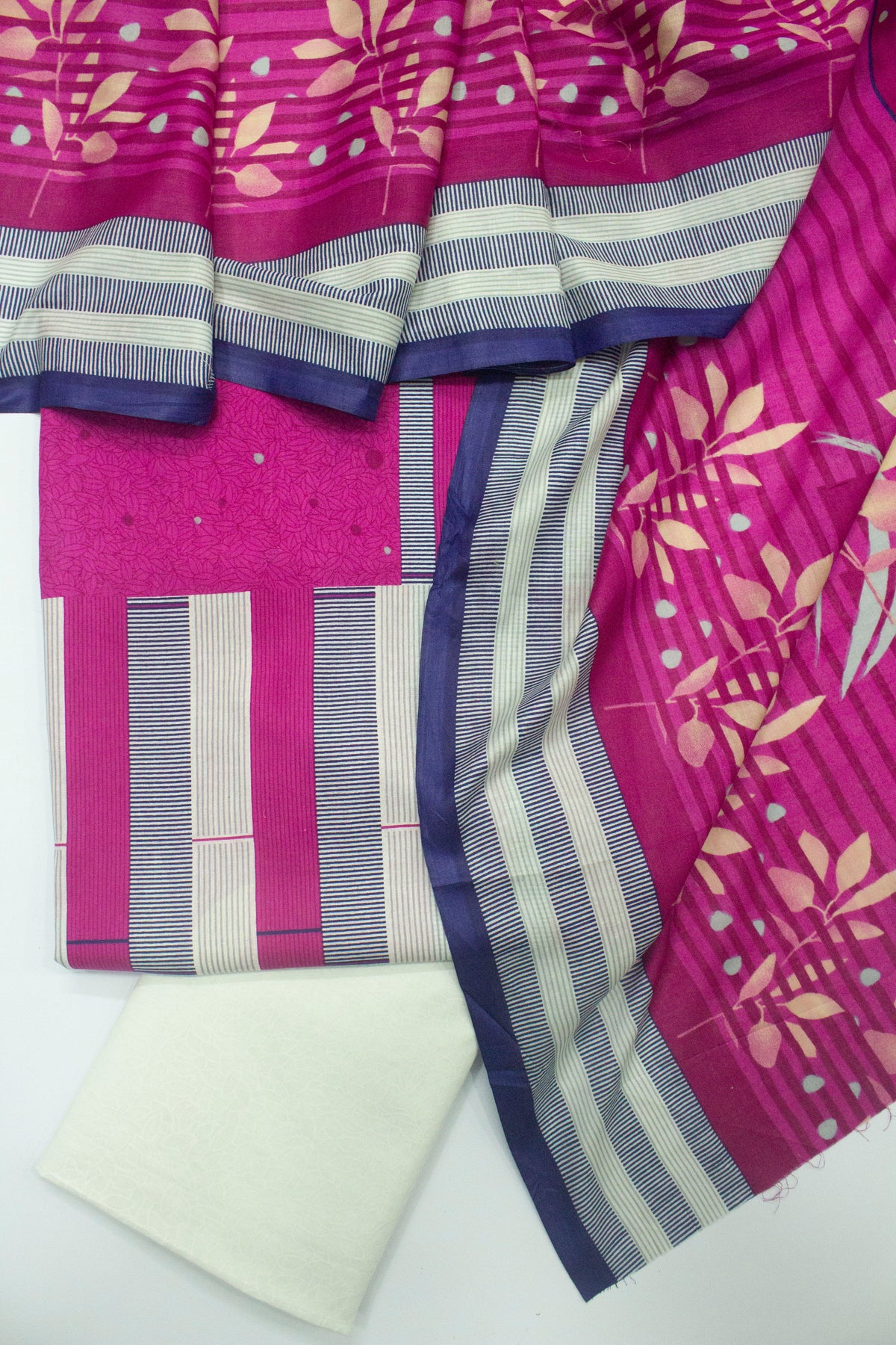 Bin Saeed Fabric - F&F-504 B- 3 Piece Printed Lawn Unstitched