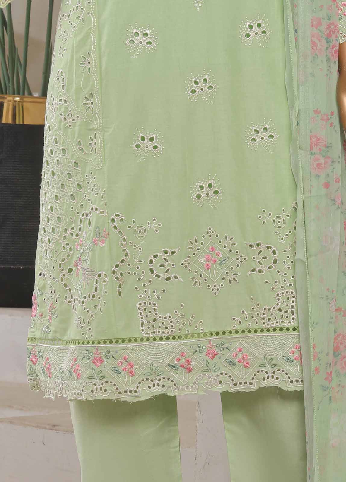 LF-002-EMB R68- 3 Piece Luxury Embroidered Stitched Suit