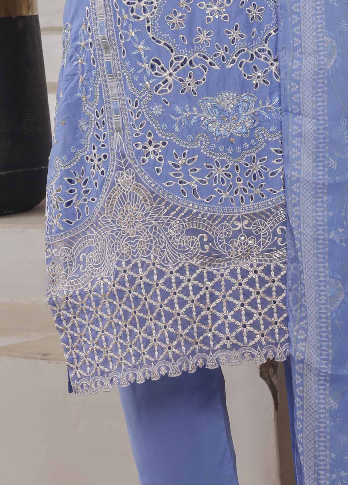LF-0109-EMB R68- 3 Piece Luxury Embroidered Stitched Suit