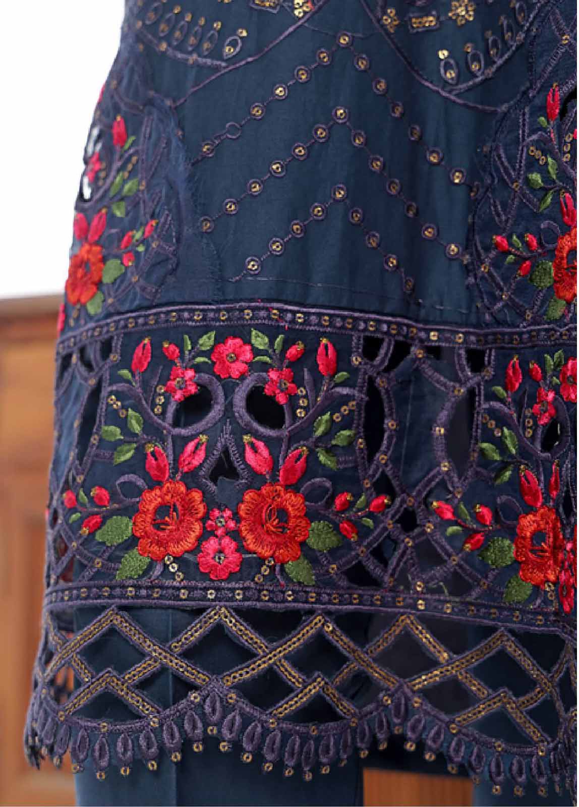 Bin Saeed Fabric - LF-146A- 3 Piece Luxury Embroidered Stitched Suit