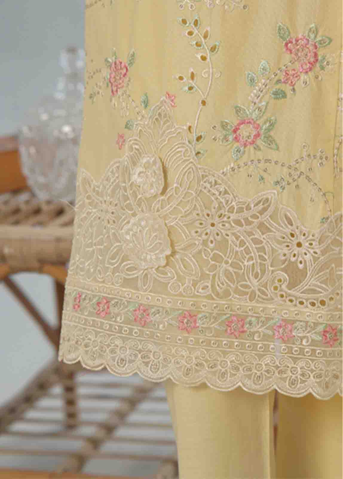 Bin Saeed Fabric - LF-CE-0103- 3 Piece Embroidered Stitched Suit