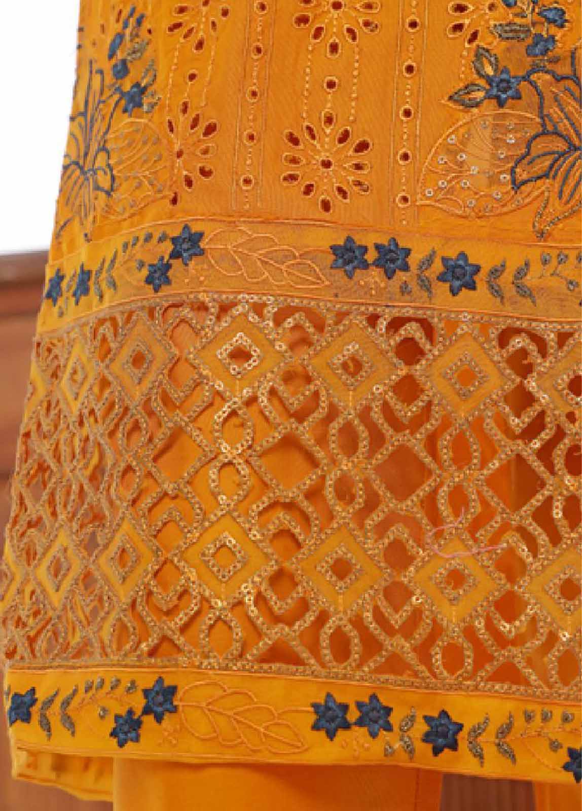 Bin Saeed Fabric - LF-EMB-0145C- 3 Piece Embroidered Stitched Suit