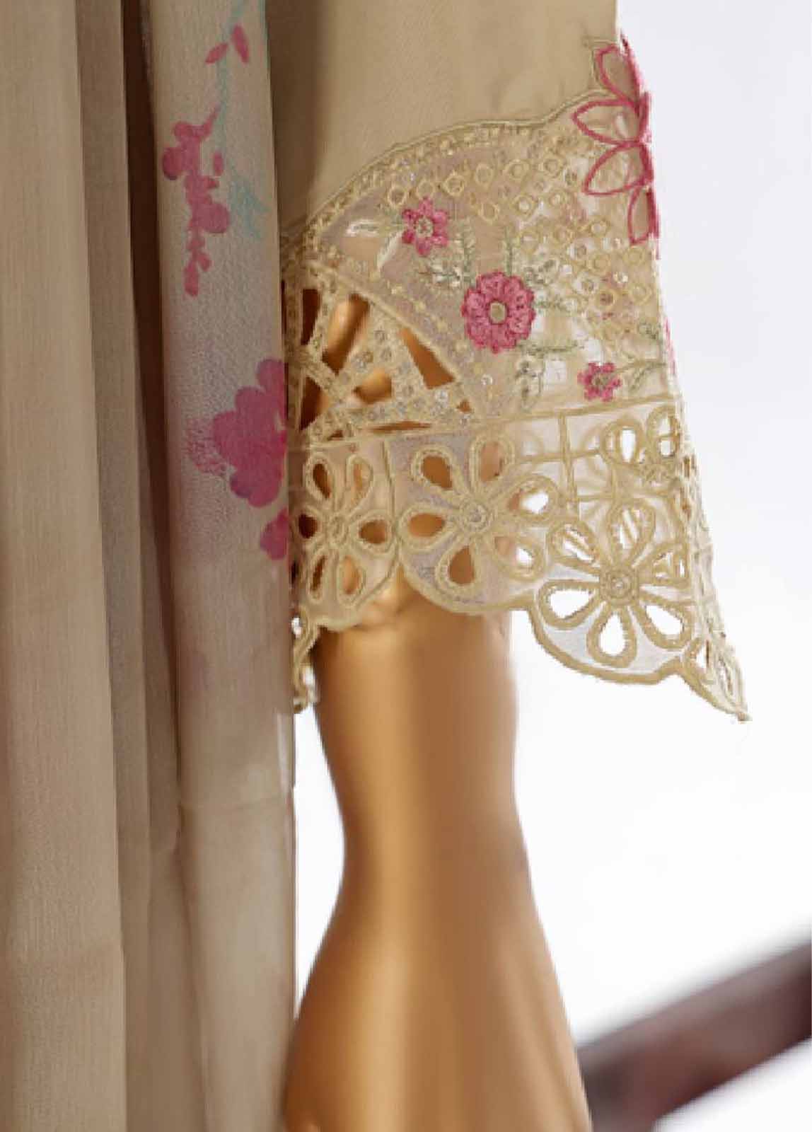 Bin Saeed Fabric - LF-EMB-027B- 3 Piece Embroidered Stitched Suit