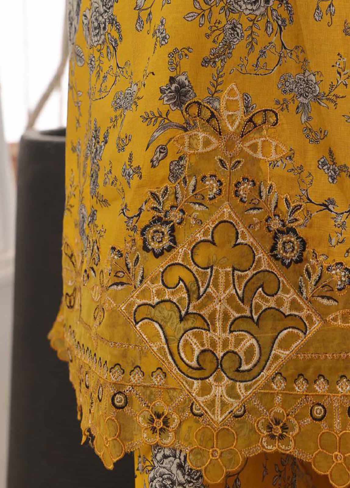 Bin Saeed Fabric - SM-FR-625-3 Piece Lawn Embroidered Frock Style Suit