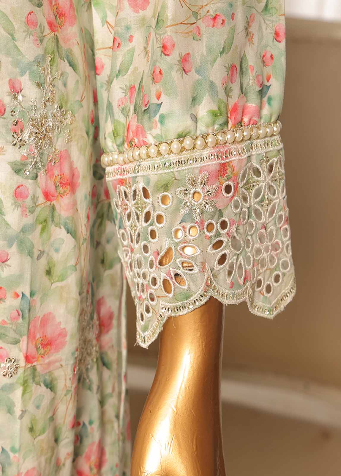 Bin Saeed Fabric - SME-0100-3 Piece Chikankari Stitched Suit