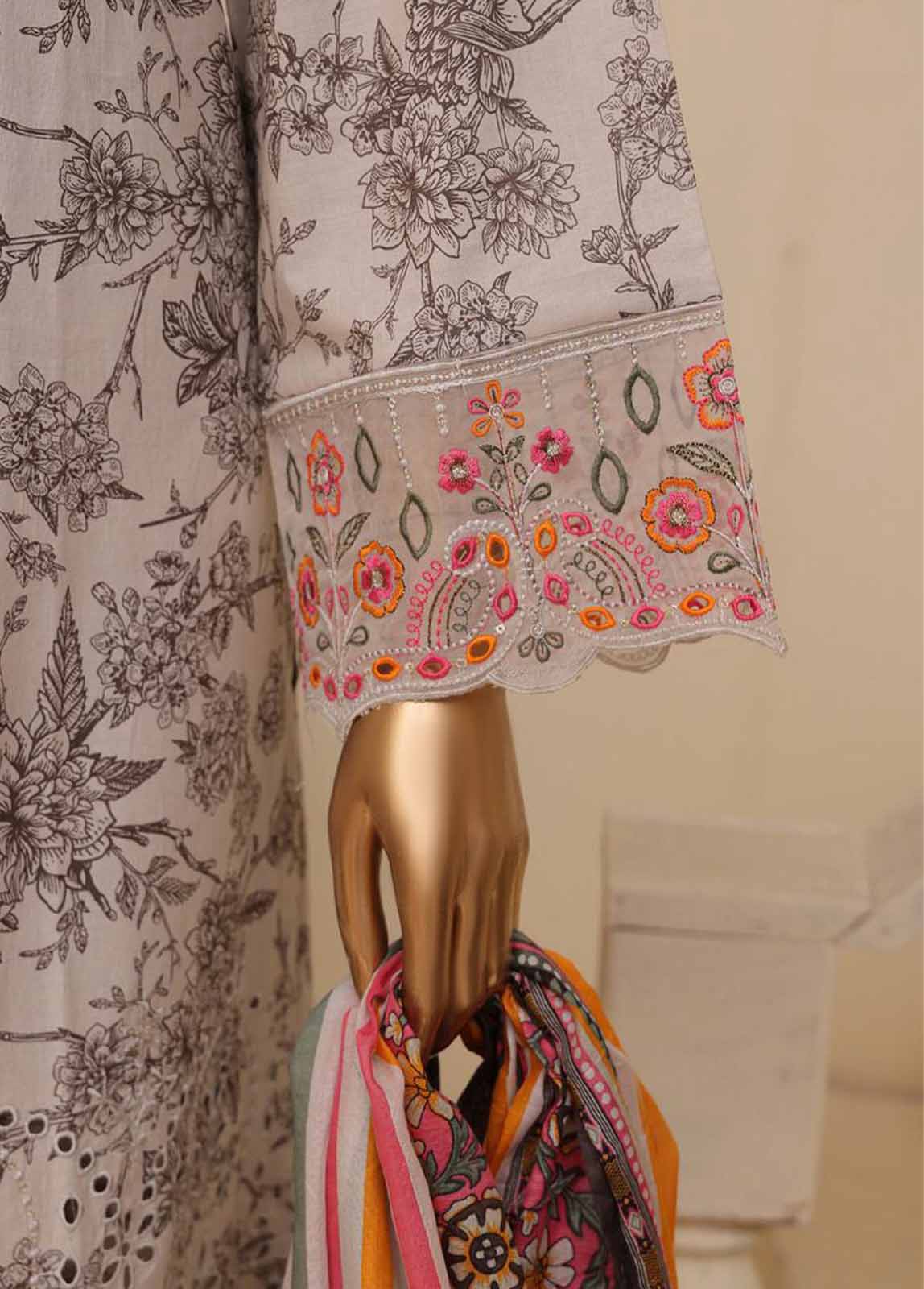 Bin Saeed Fabric - SME-617 -3 Piece Embroidered Stitched Suit