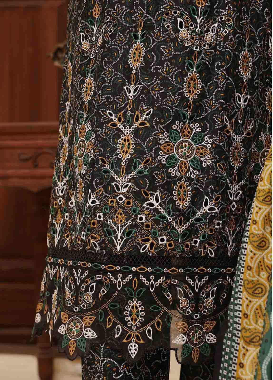 Bin Saeed Fabric - SME-619- 3 Piece Luxury Embroidered Stitched Suit