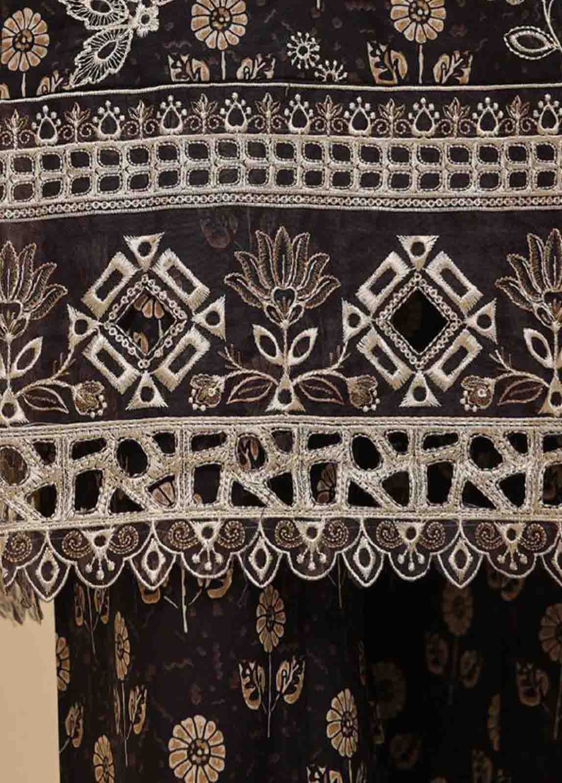 Bin Saeed Fabric - SME-643 -3 Piece Embroidered Stitched Suit