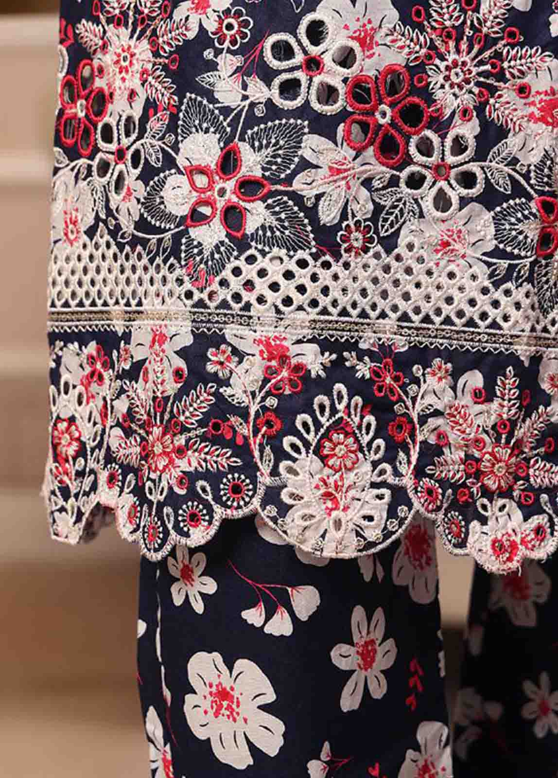 Bin Saeed Fabric - SME-804 -3 Piece Embroidered Stitched Suit