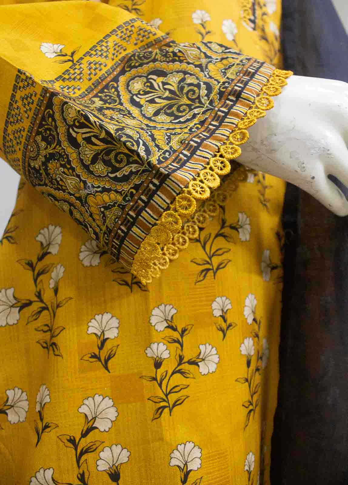 Bin Saeed Fabric - SMEMB-0102- 3 Piece Embroidered Stitched Suit