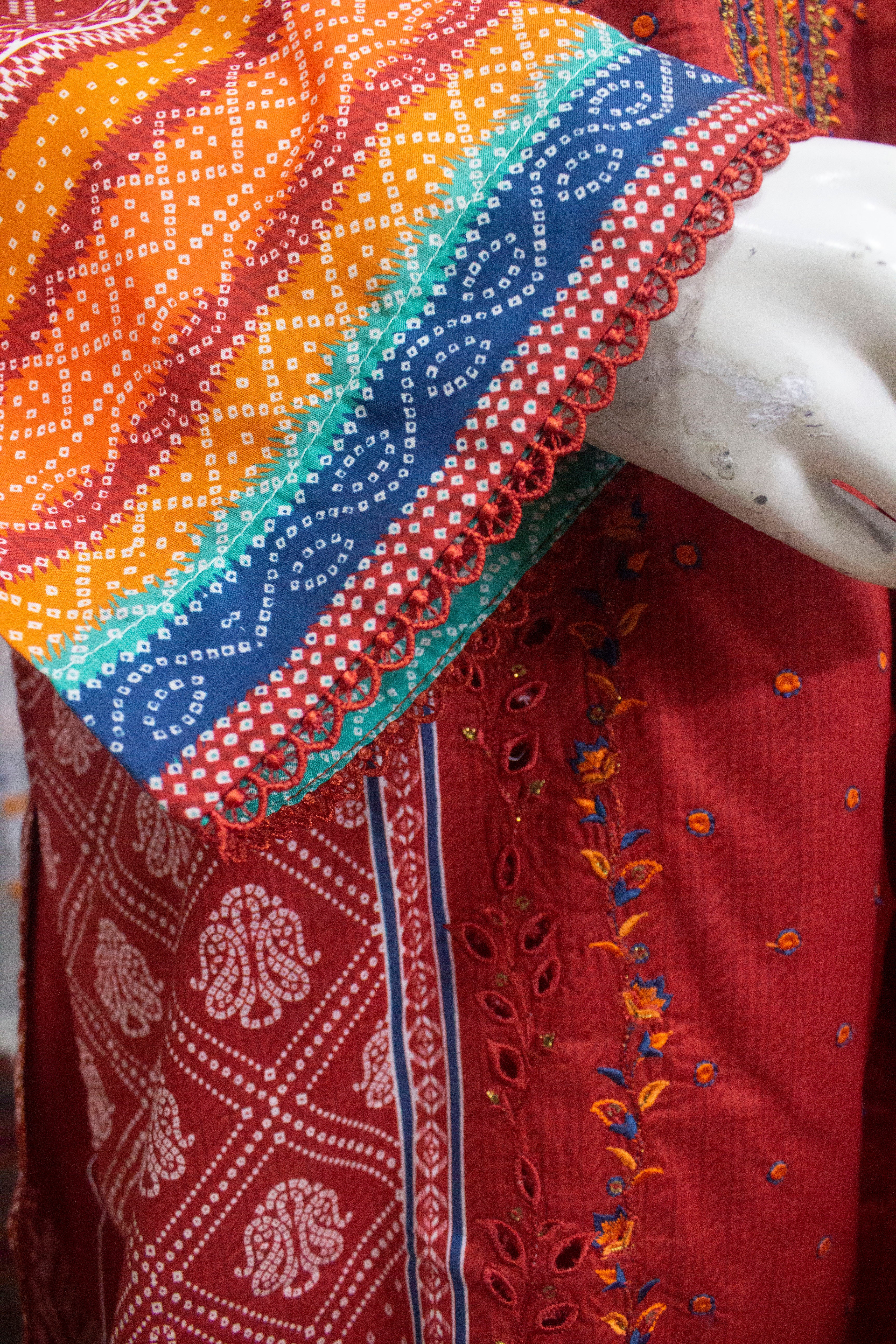 Bin Saeed Fabric - SMEMB-0111- 3 Piece Embroidered Stitched Suit