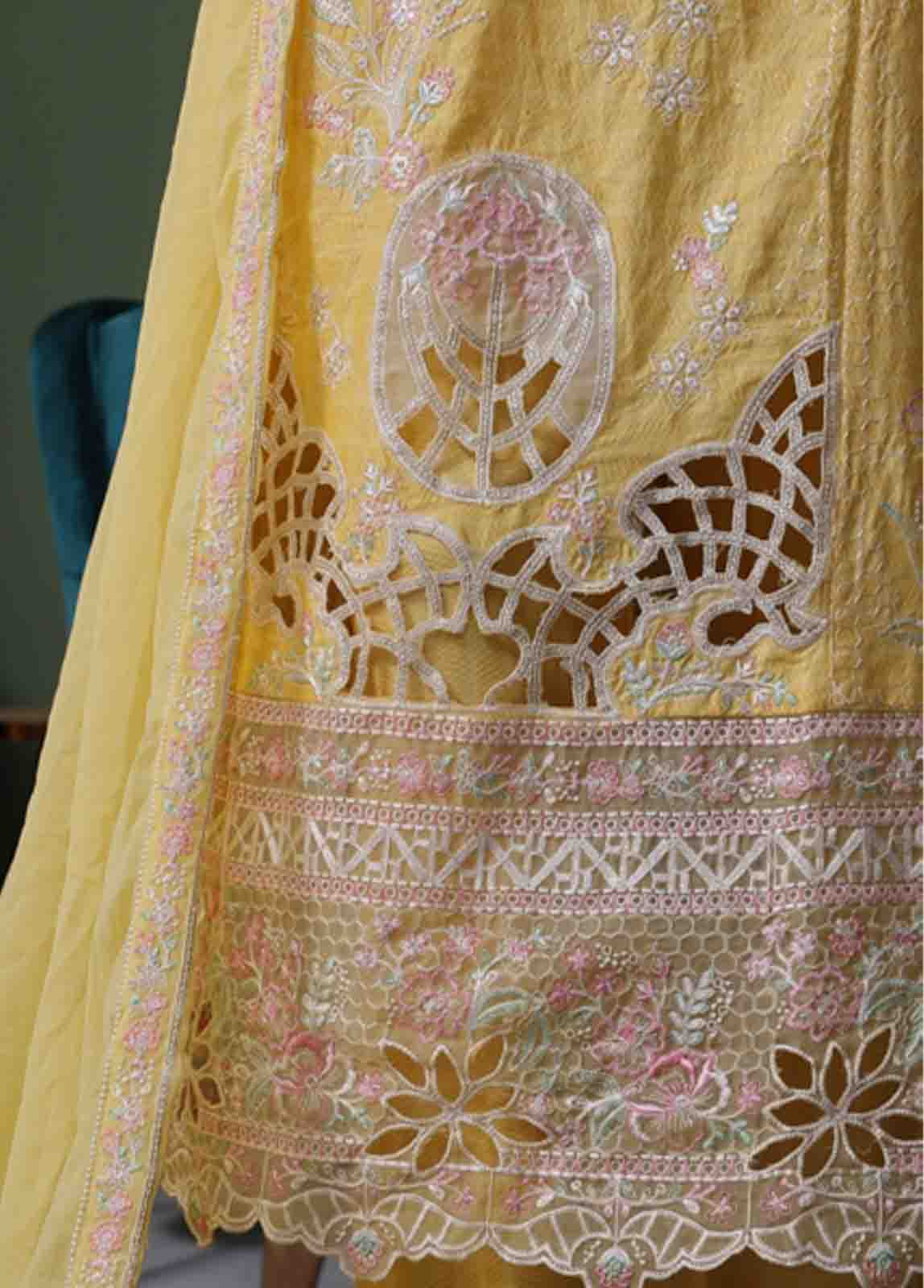 Bin Saeed Fabric - SMK-FR-0105 A- 3 Piece Luxury Frock Style Suit