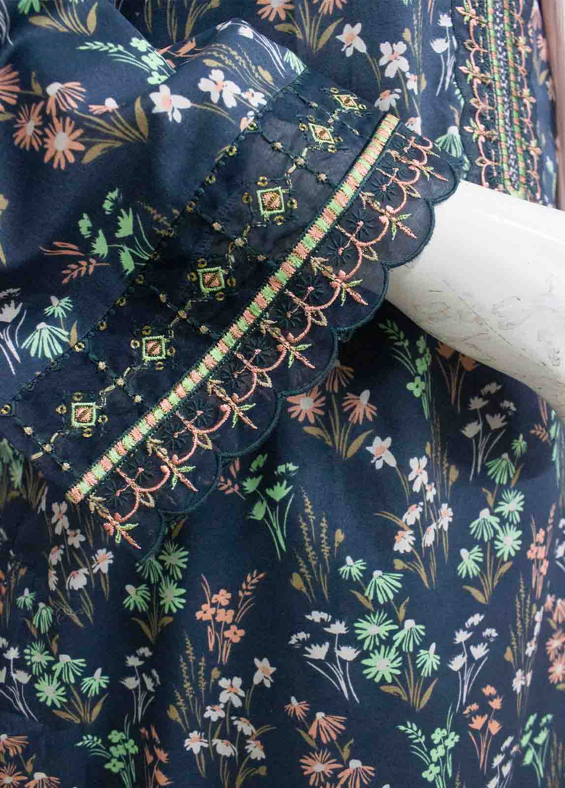 Bin Saeed Fabric - SMLSTF-023- 3 Piece Embroidered Stitched Suit