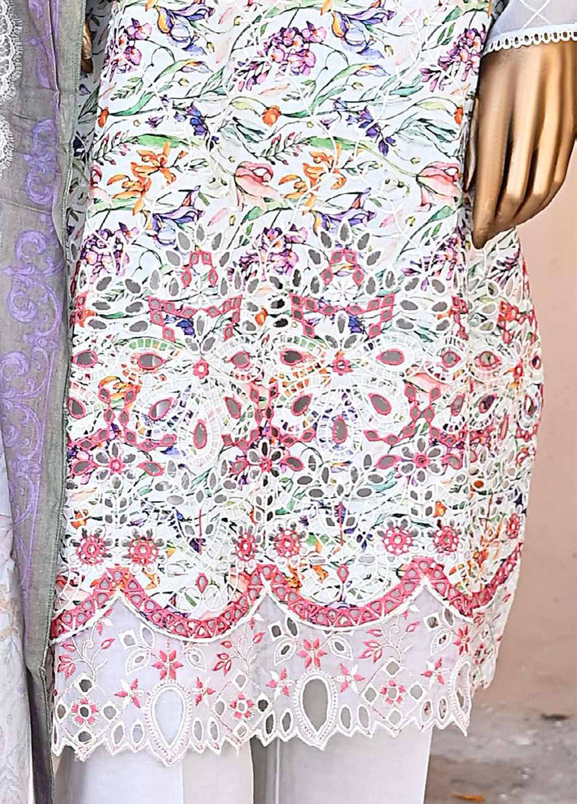 Bin Saeed Fabric - WCE-002-3 Piece Lawn Embroidered