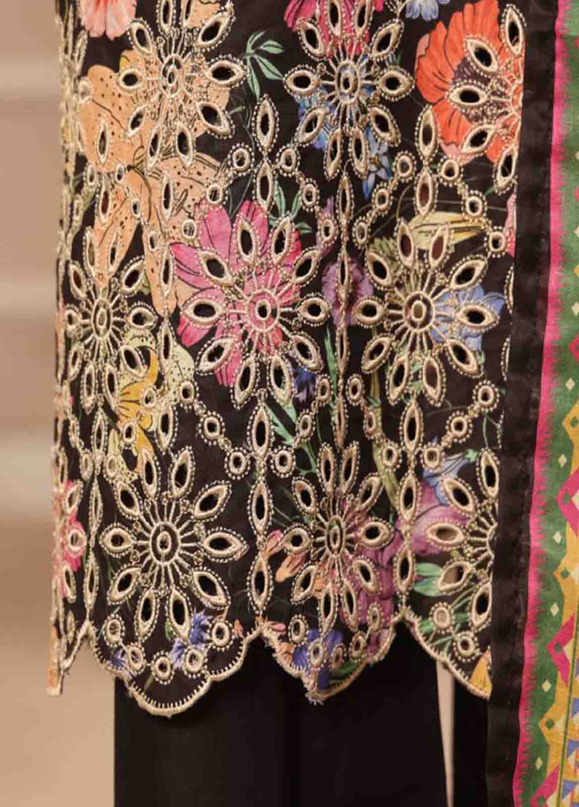 WCE-005 -3 Piece Embroidered Stitched Suit