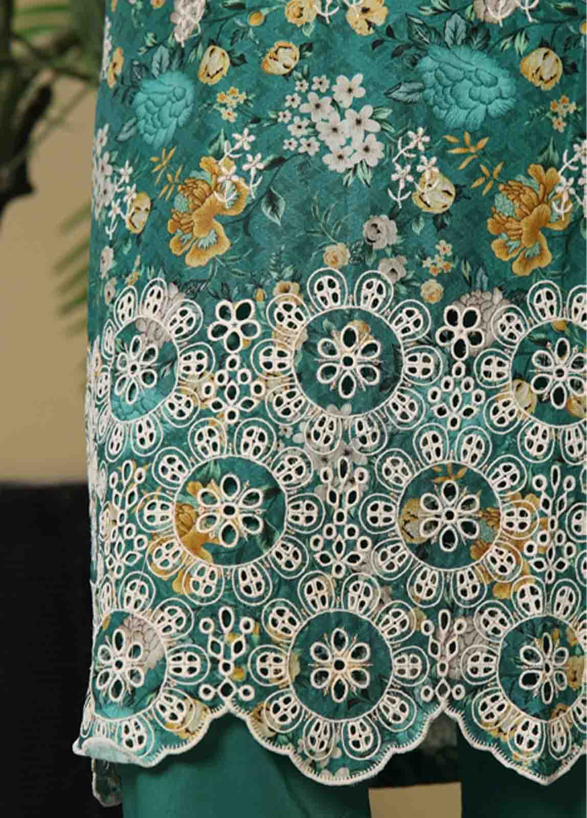 Bin Saeed Fabric - WCE-006-3 Piece Chikankari Stitched Suit