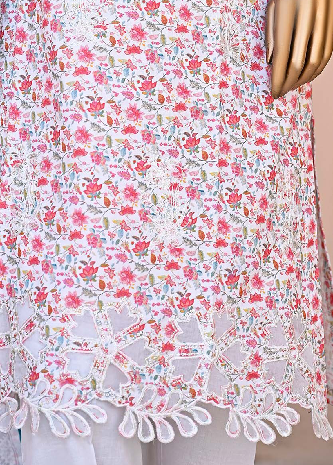 Bin Saeed Fabric - WCE-007-3 Piece Lawn Embroidered