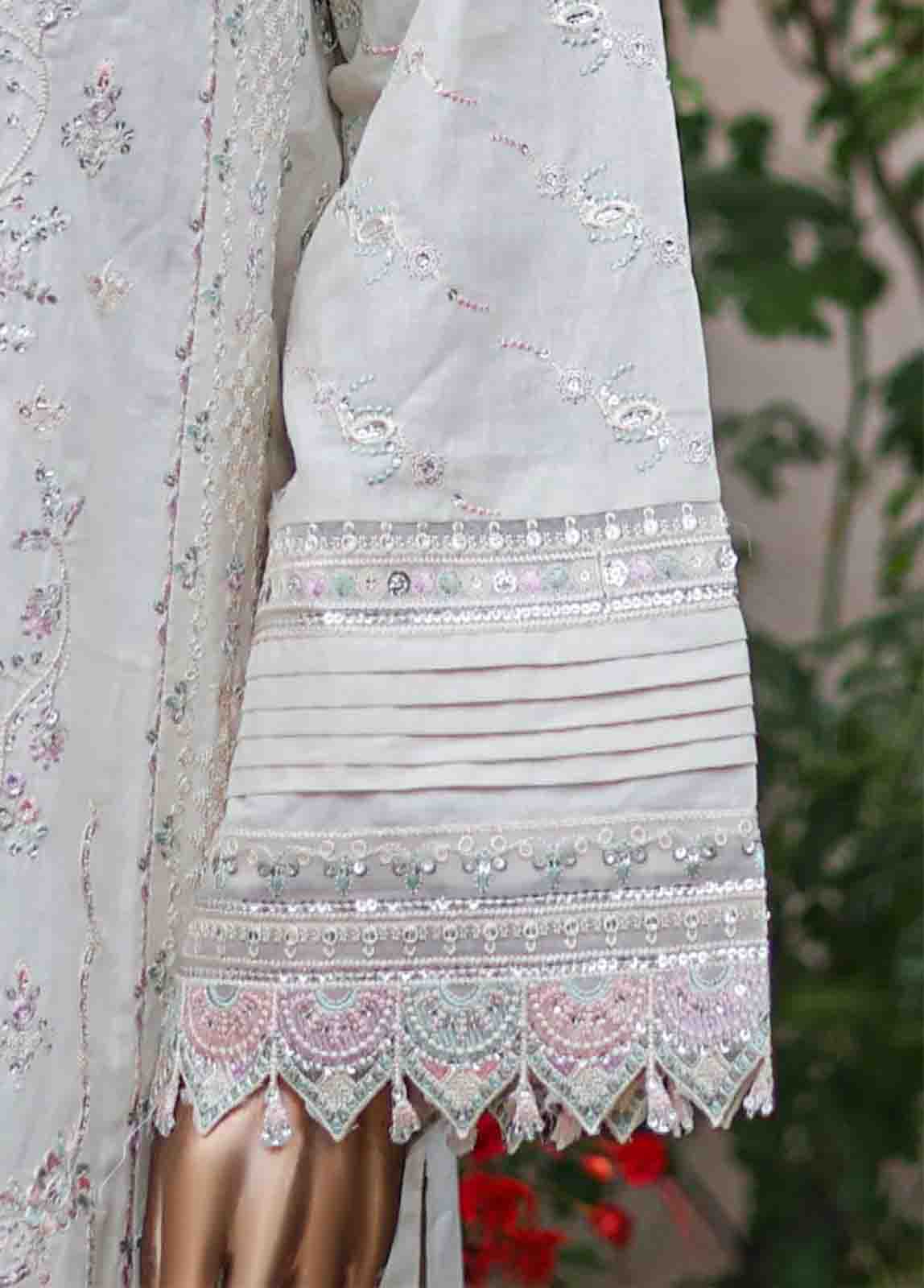 Bin Saeed Fabric - WCTF-012 A- R71  3 Piece Embroidered Stitched Suit