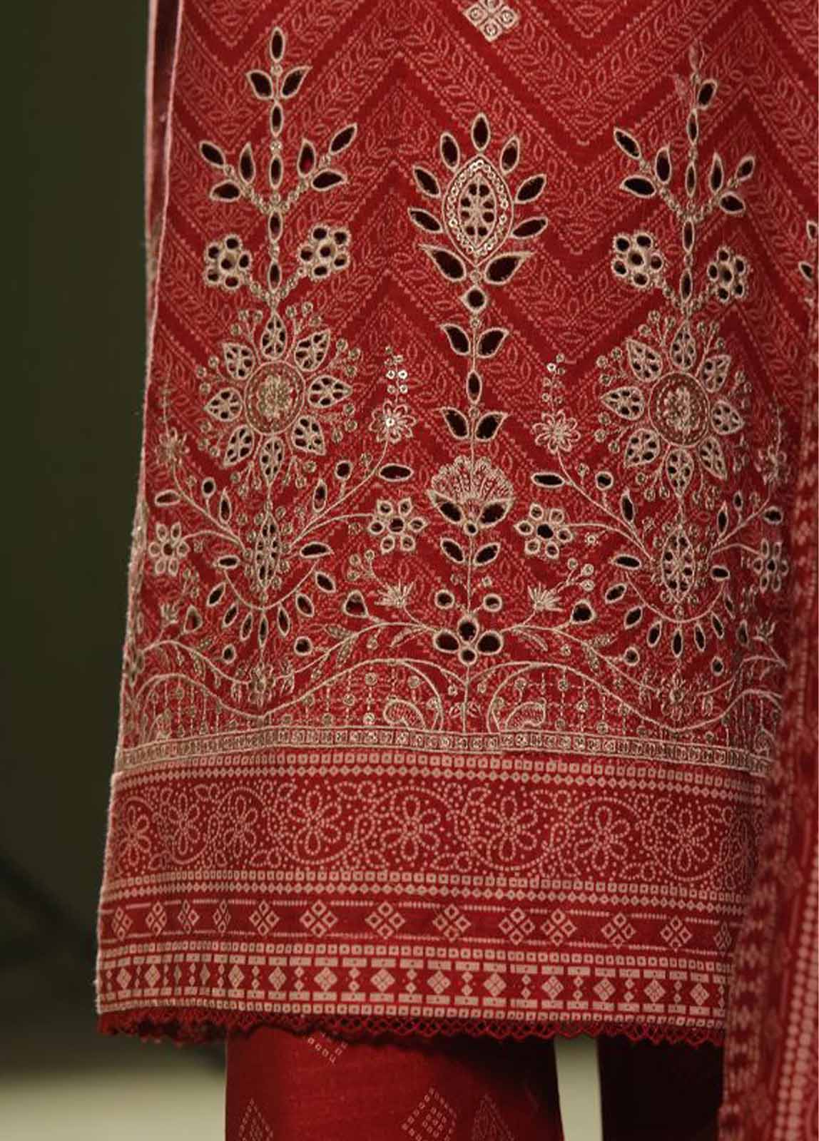 Bin Saeed Fabric - WKE-0123 S-3 Piece Khaddar Embroidered Stitched Suit