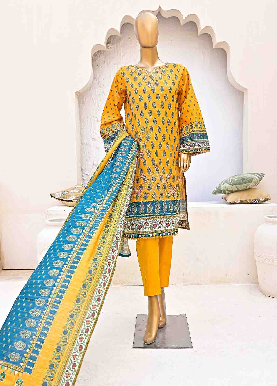 WKE-0153-3 Piece Khaddar Embroidered collection