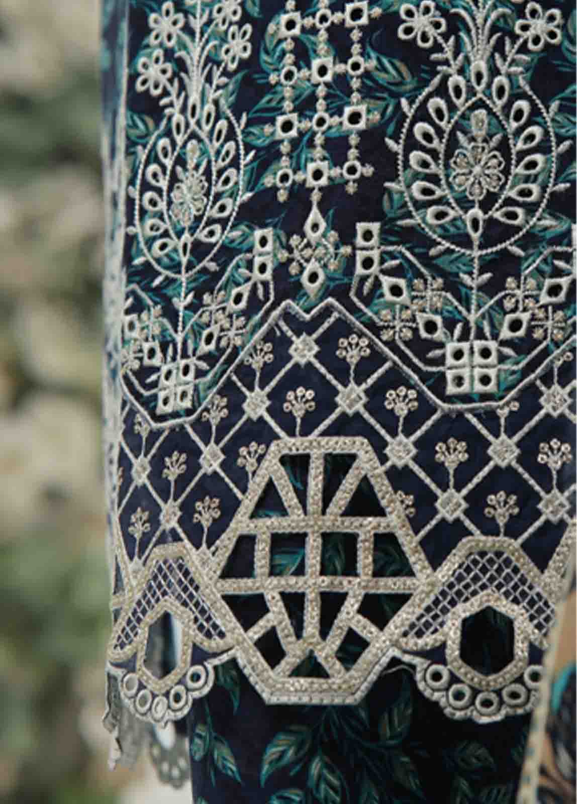 Bin Saeed Fabric - WKE-038 A -3 Piece Khaddar Chikankari Stitched Suit