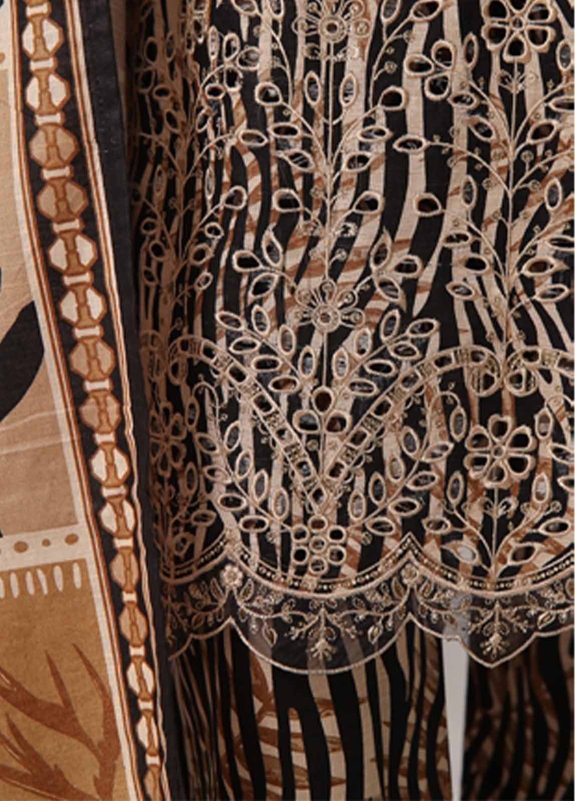 Bin Saeed Fabric - WKE-061 M-3 Piece Khaddar Embroidered Stitched Suit