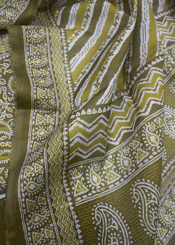 WKU-0259- 3 Piece Khaddar Printed UnStitched Suit