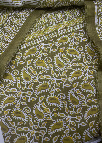 WKU-0259- 3 Piece Khaddar Printed UnStitched Suit