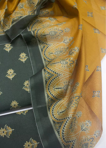 WKU-0279- 3 Piece Khaddar Printed UnStitched Suit