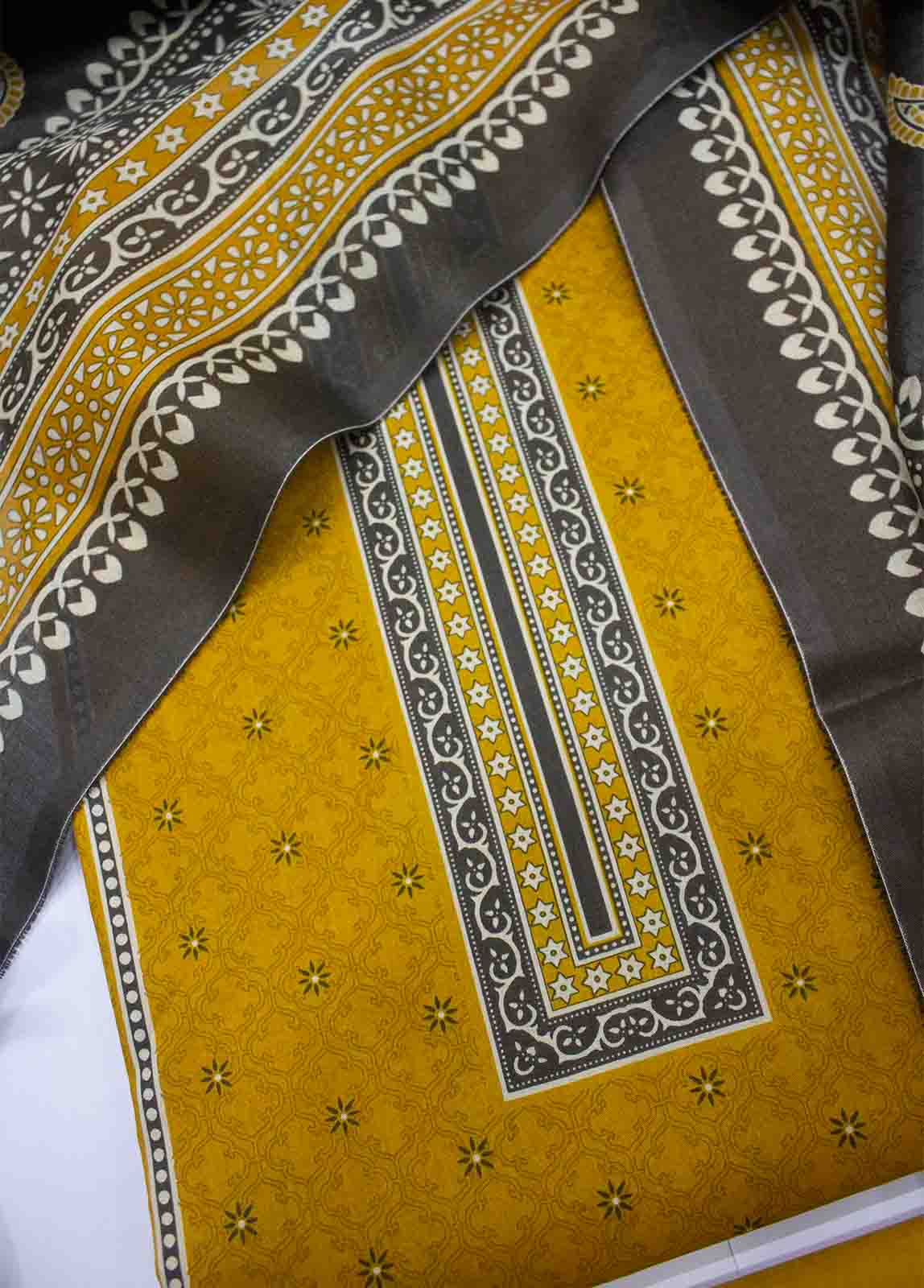 WKU-0117-3 Piece Khaddar Printed Unstitched Suit
