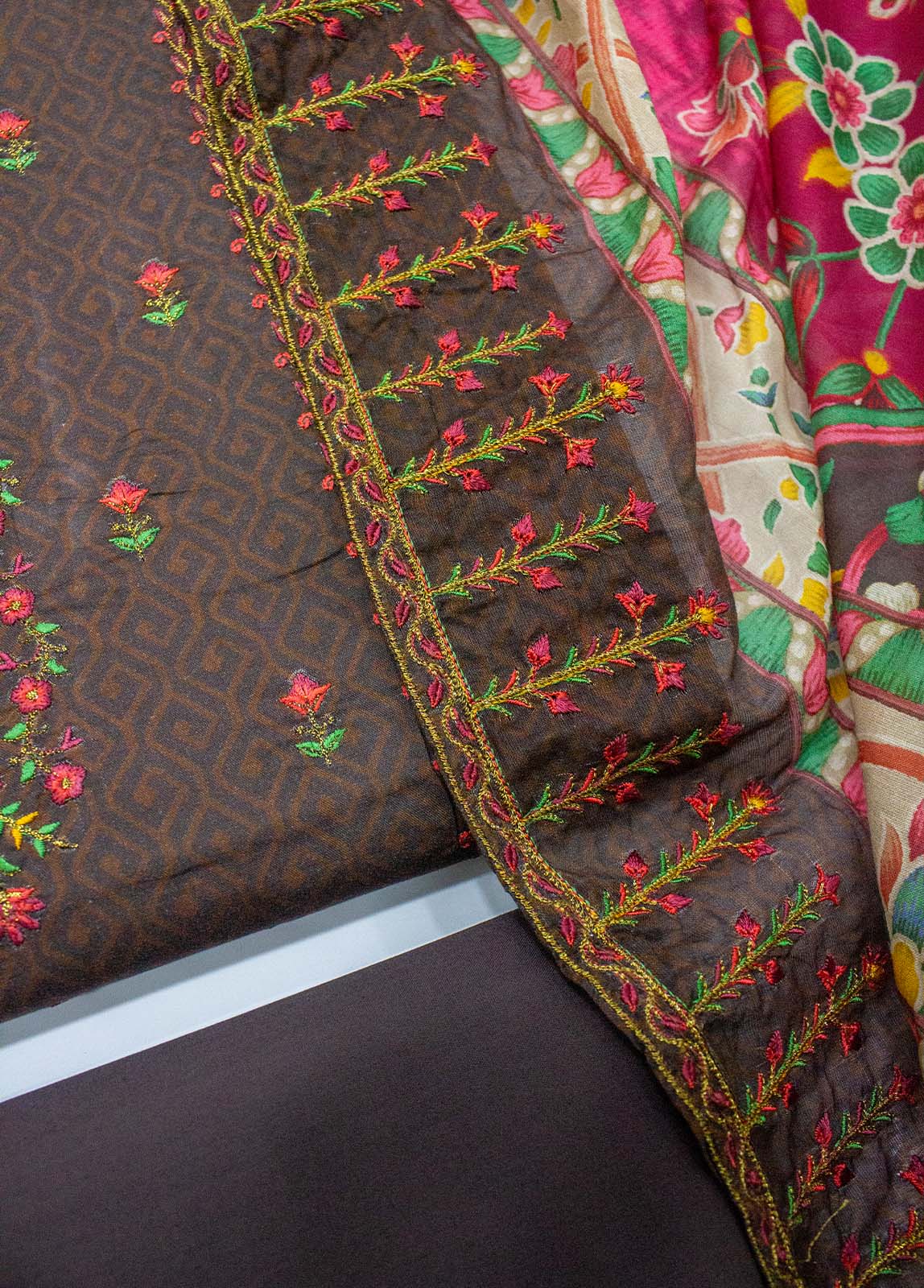 Bin Saeed Fabric - EU-0028- 3 Piece UnStitched Lawn Cut Work Embroidery