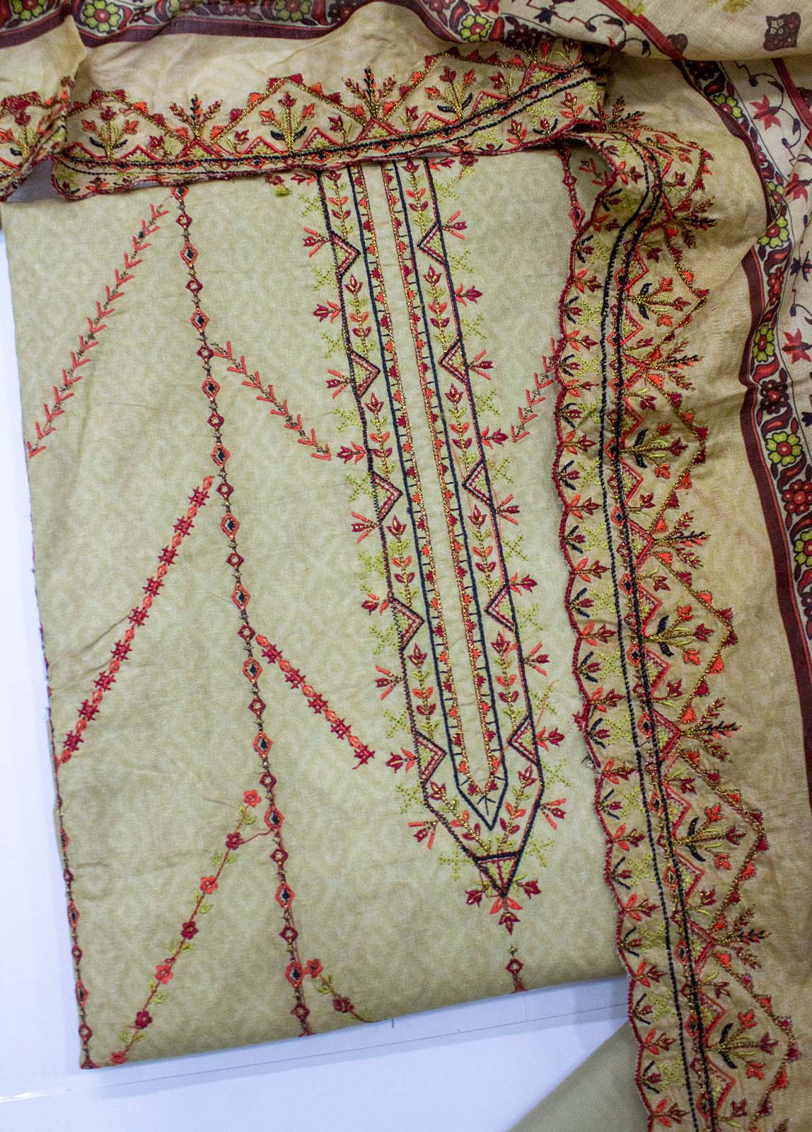 Bin Saeed Fabric - EU-0035- 3 Piece UnStitched Lawn Cut Work Embroidery