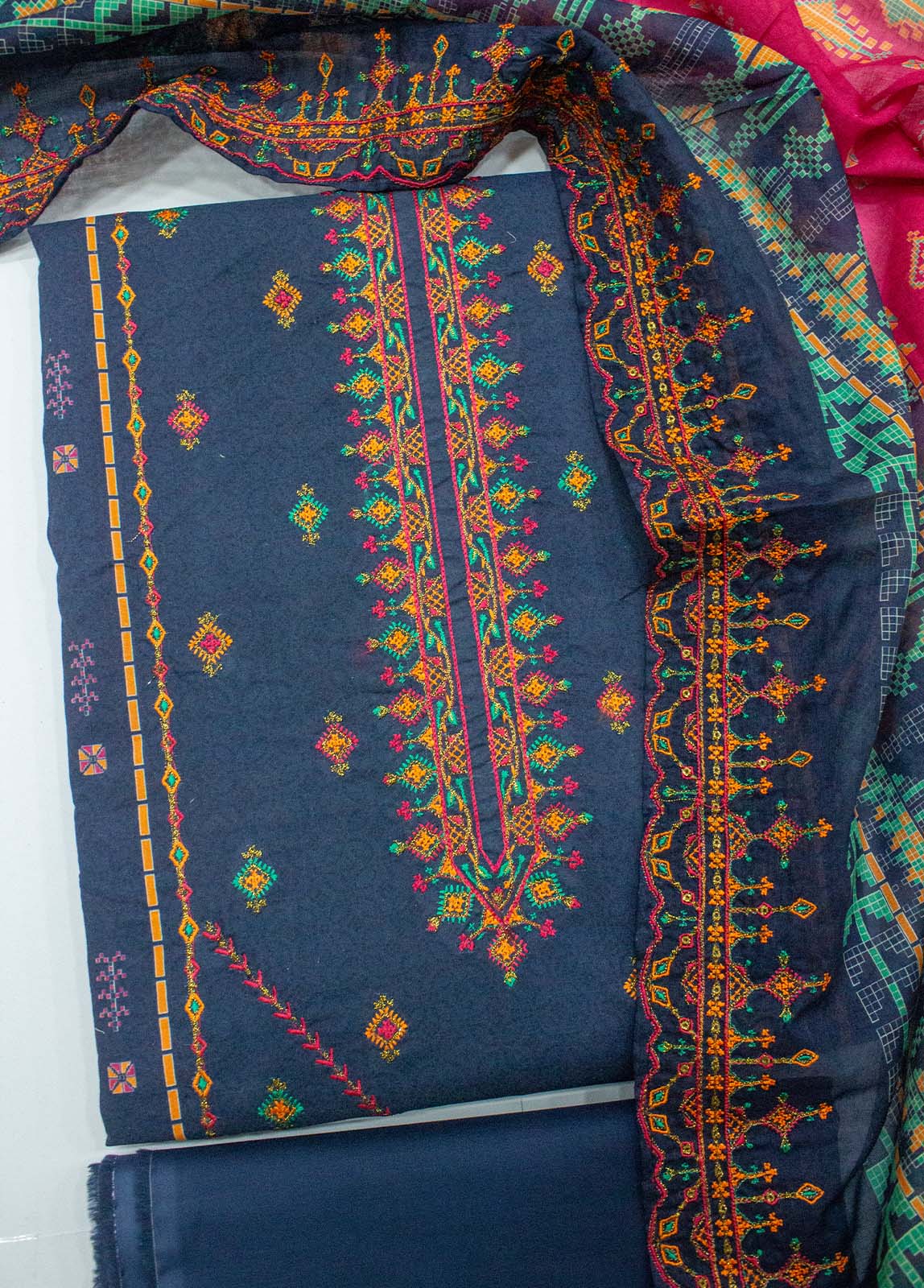 Bin Saeed Fabric - EU-0051- 3 Piece UnStitched Lawn Cut Work Embroidery