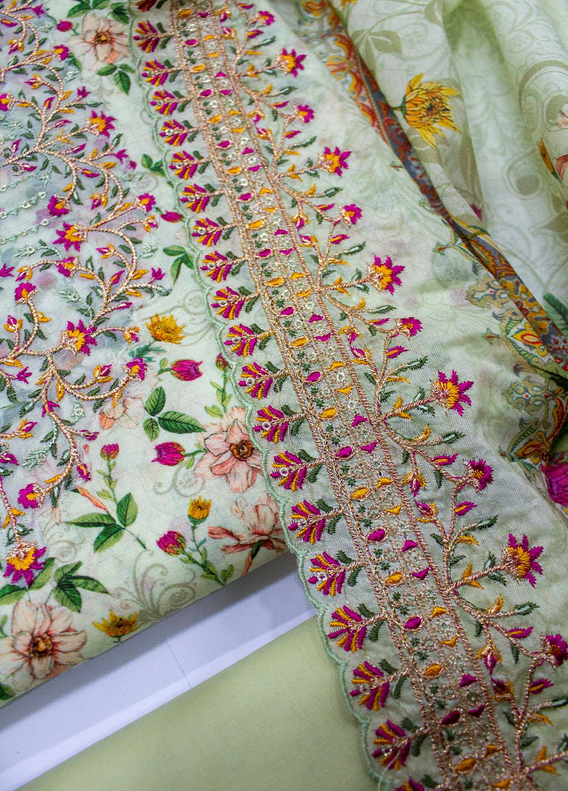 Bin Saeed Fabric - EU-0453- 3 Piece UnStitched Lawn Cut Work Embroidery