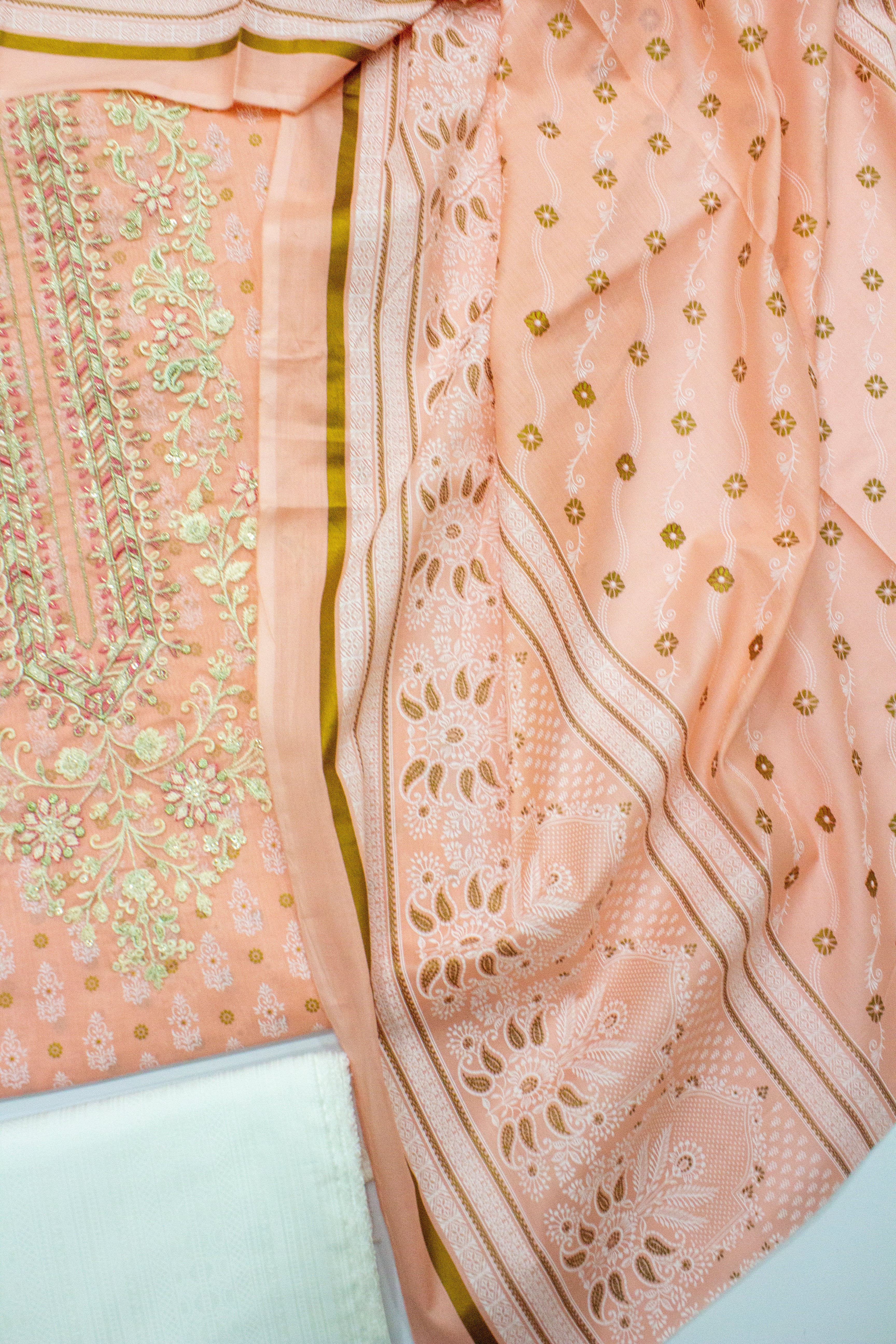 Bin Saeed Fabric - EUP-0001- 3 Piece UnStitched Lawn Embroidery